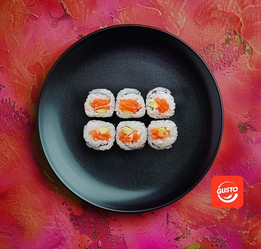 Сяке авокадо маки